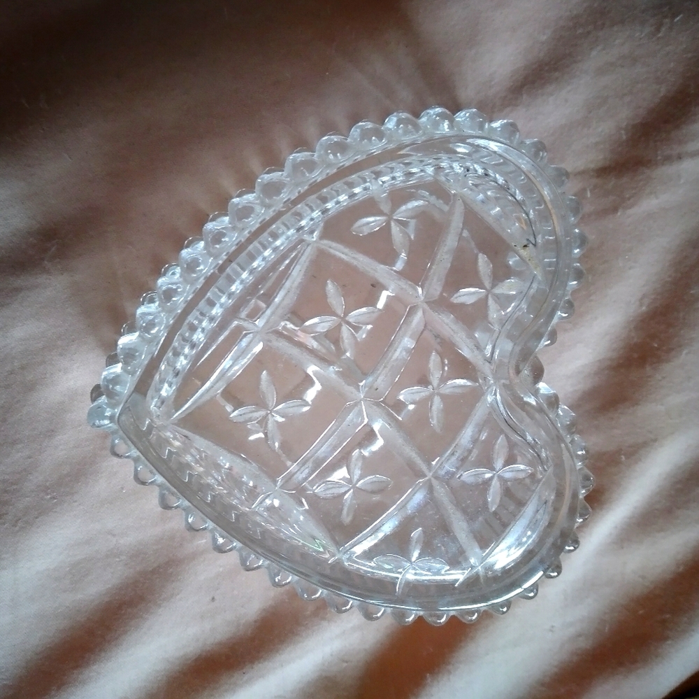 Jewelry cystal glass case
